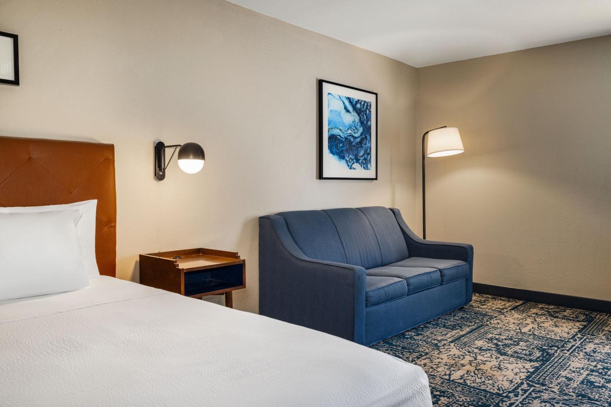 Four Points By Sheraton Greensboro Airport Экстерьер фото