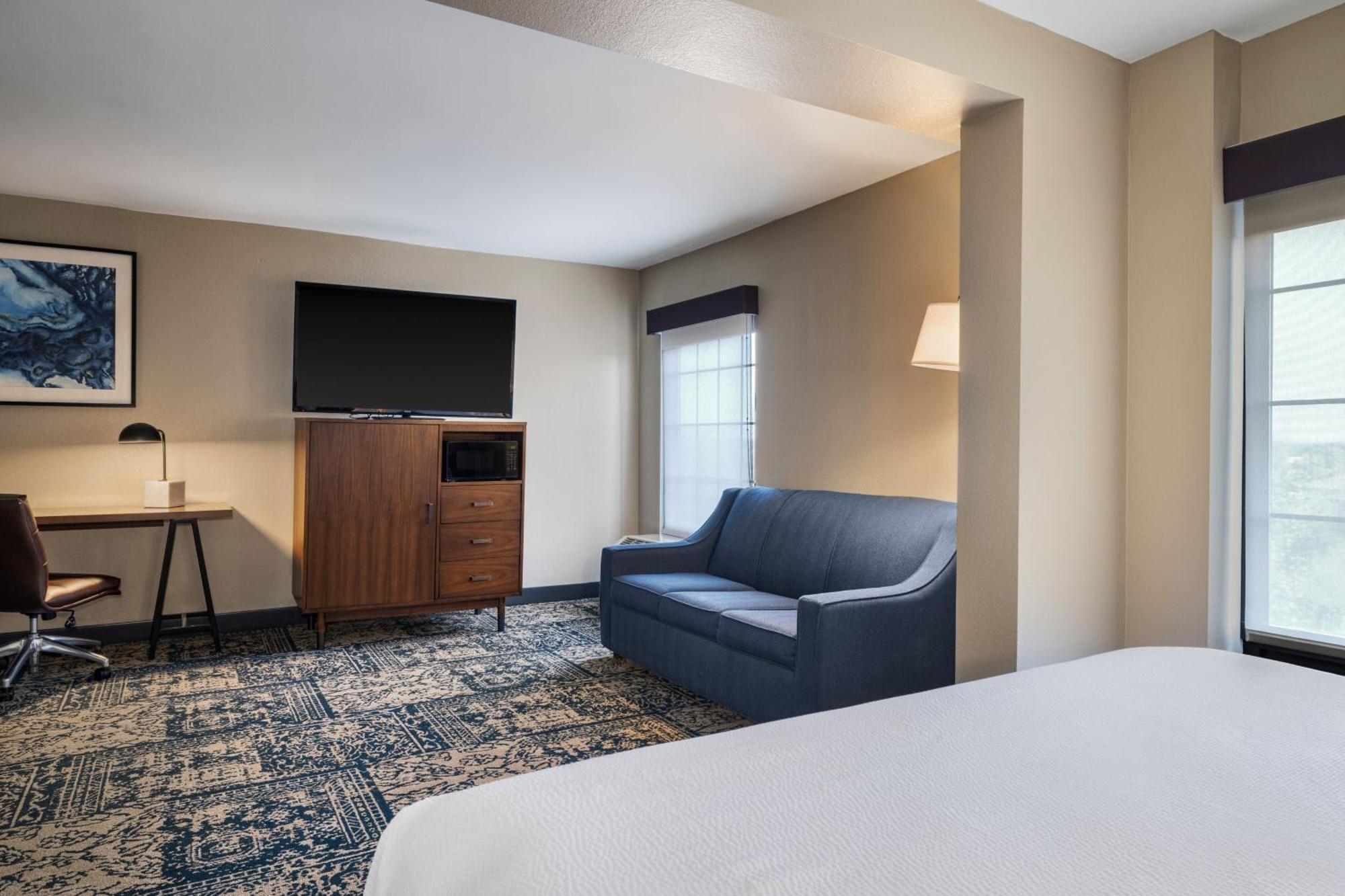 Four Points By Sheraton Greensboro Airport Экстерьер фото