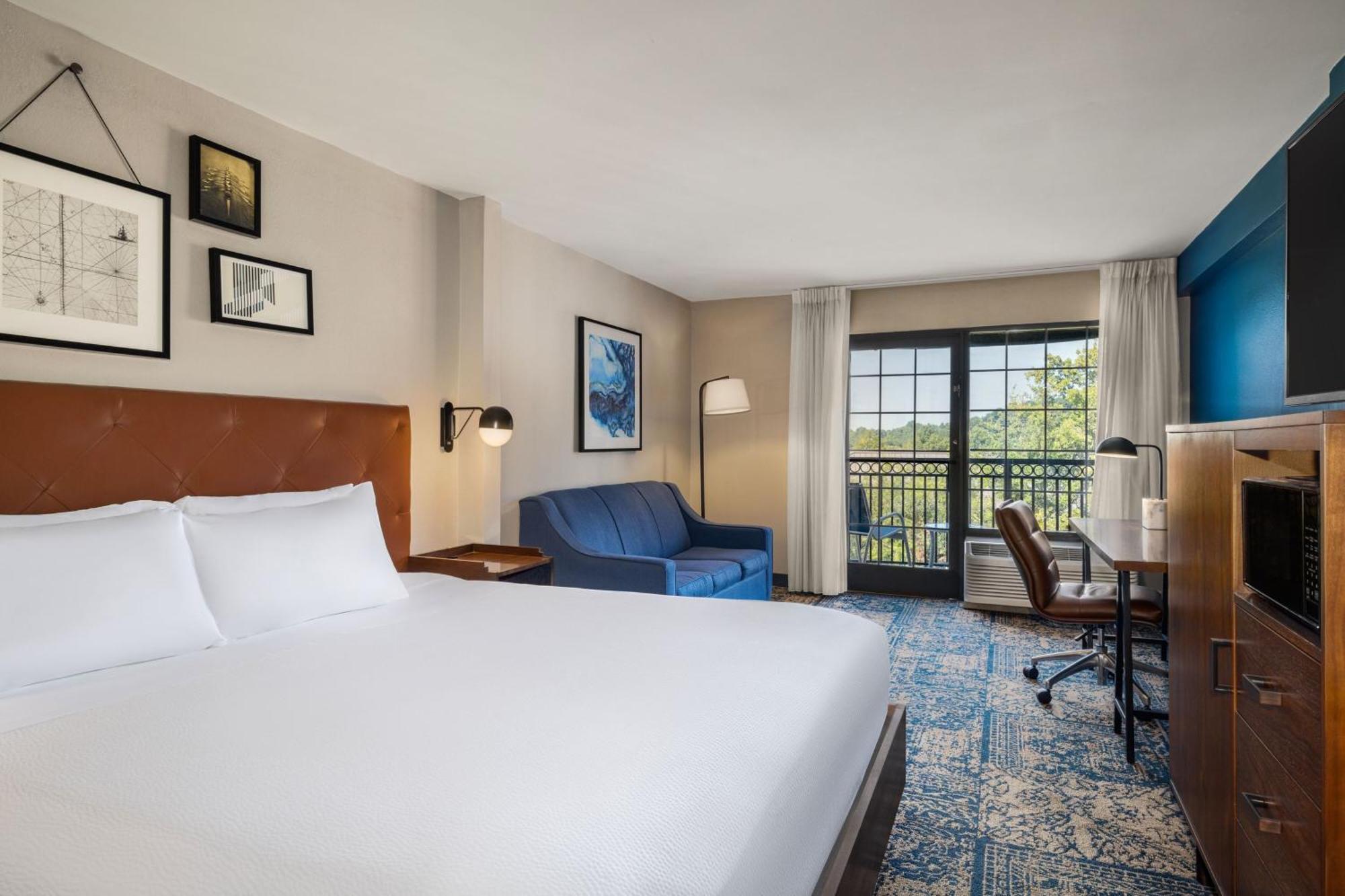 Four Points By Sheraton Greensboro Airport Экстерьер фото