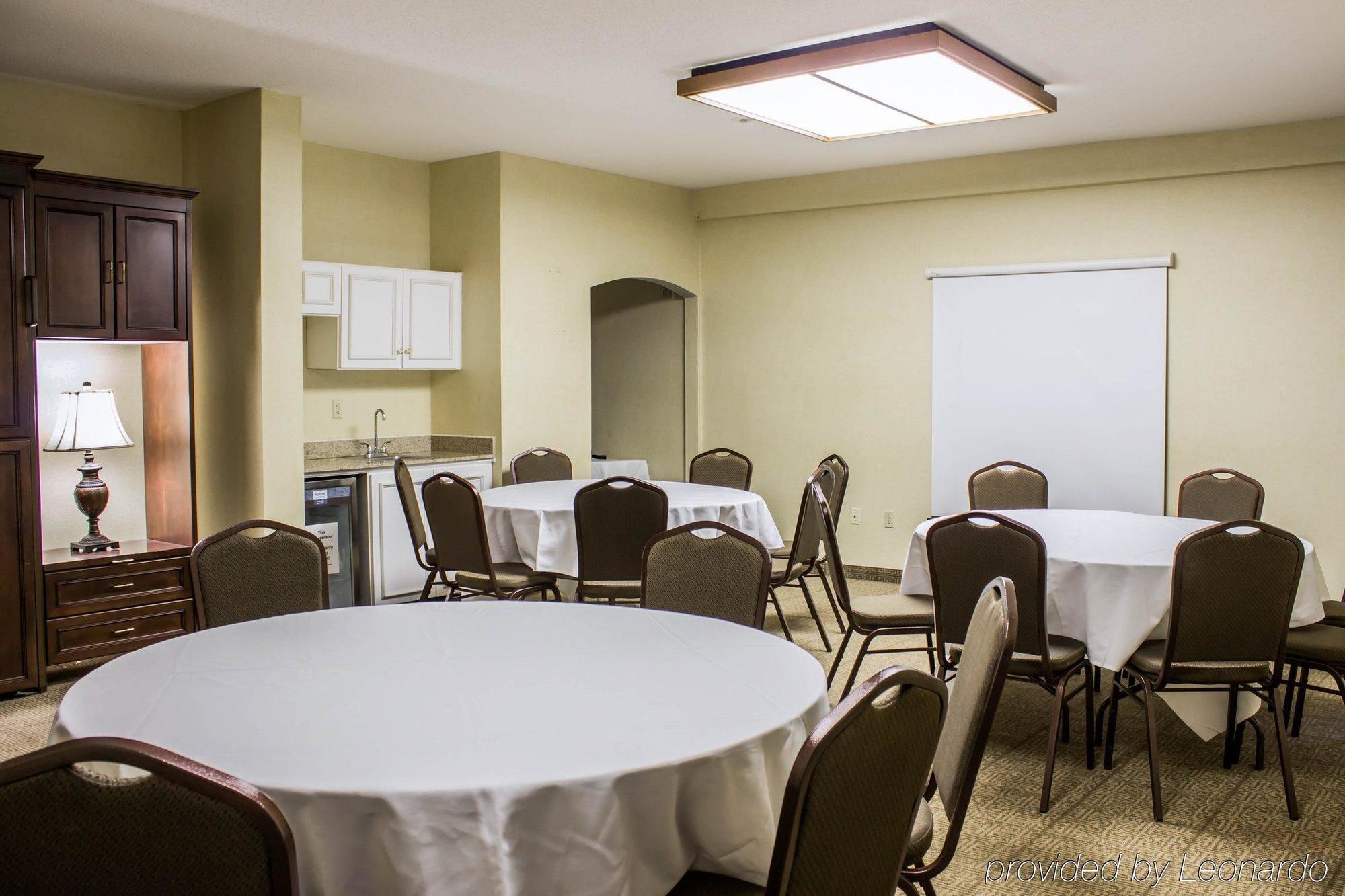 Four Points By Sheraton Greensboro Airport Экстерьер фото