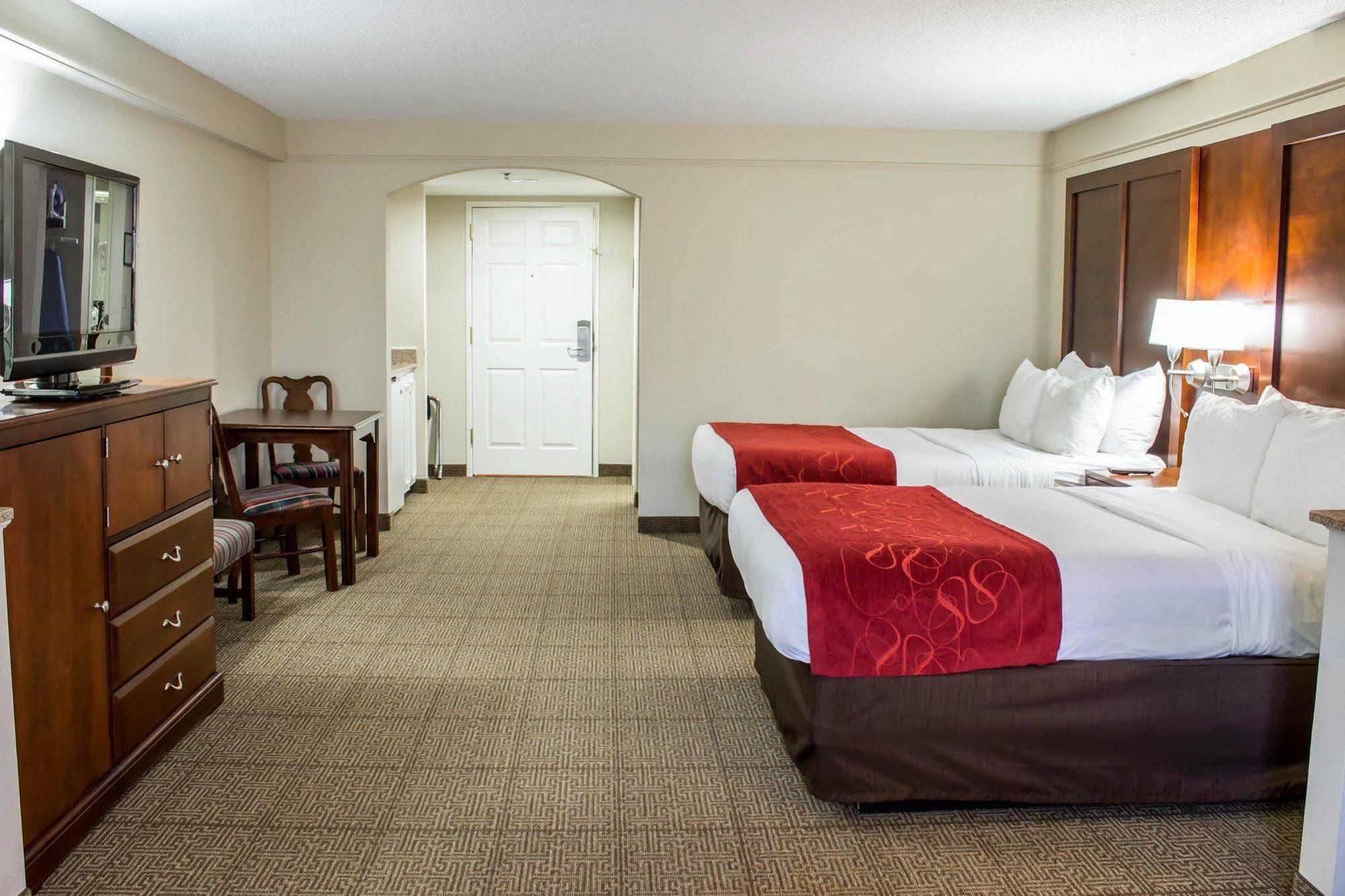 Four Points By Sheraton Greensboro Airport Экстерьер фото