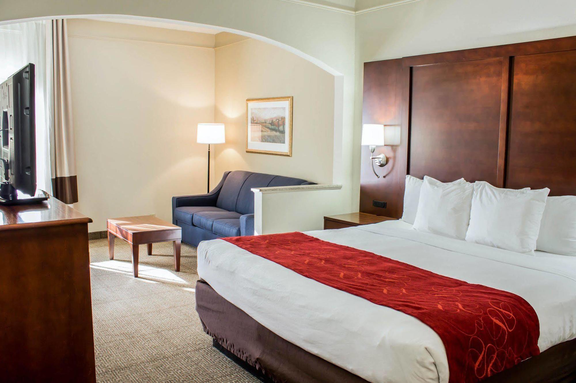 Four Points By Sheraton Greensboro Airport Экстерьер фото