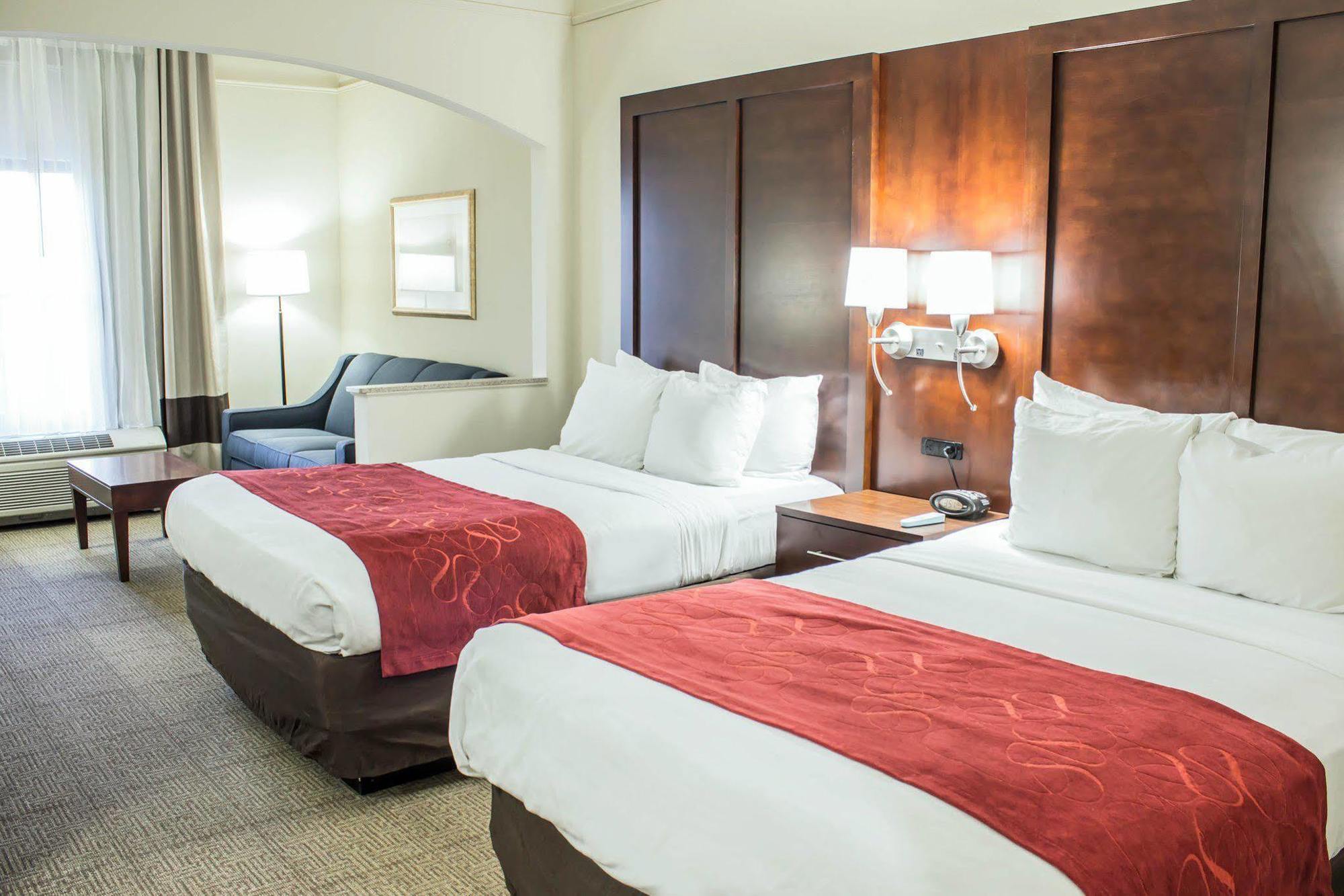 Four Points By Sheraton Greensboro Airport Экстерьер фото